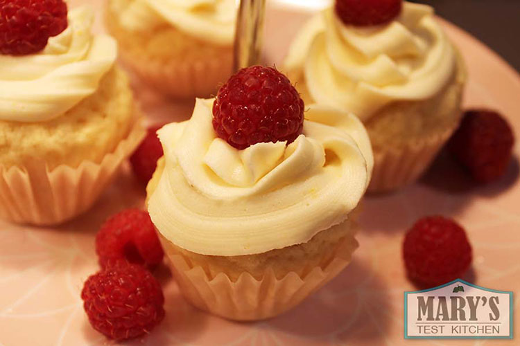 Mini vegan lemon raspberry cupcakes