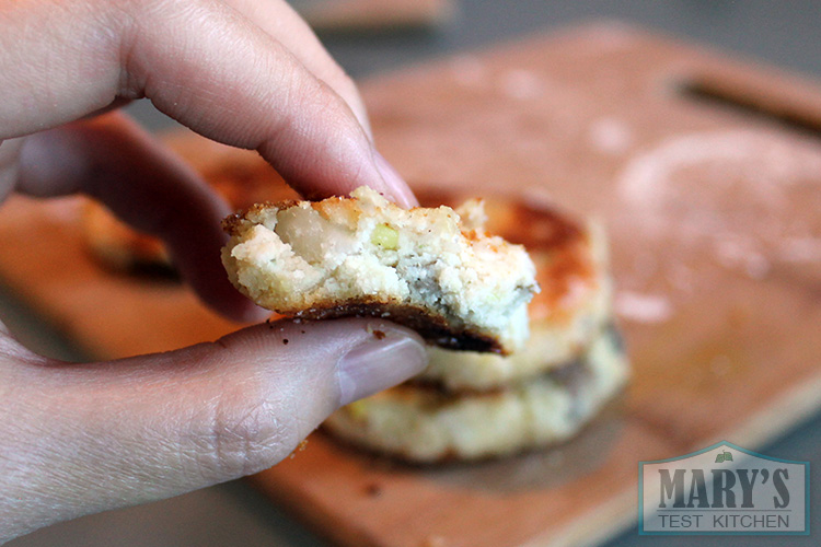 okara-sea-burger-no-crab-cake-inside