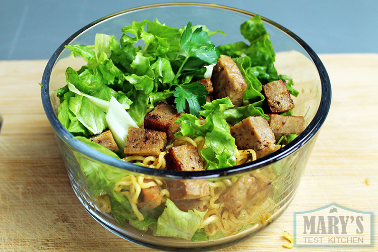 vegan-beef-noodle-bowl