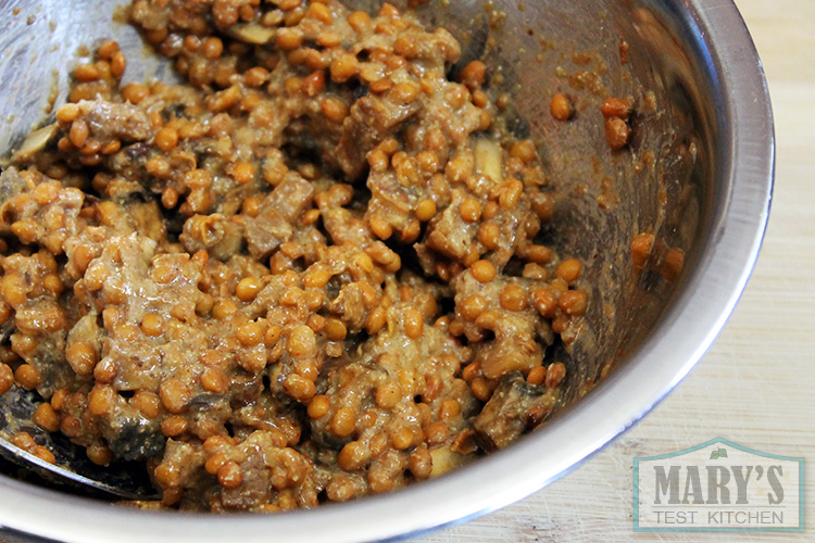 lentil-mushroom-mixture-before-breadcrumbs