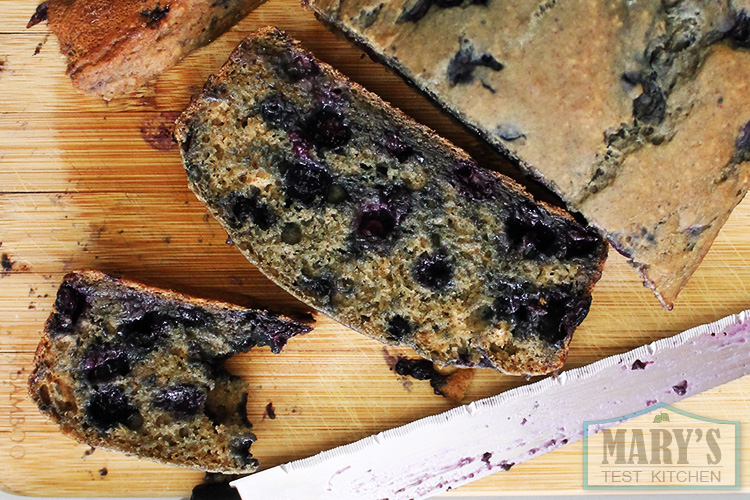 vegan-blueberry-cake-slice