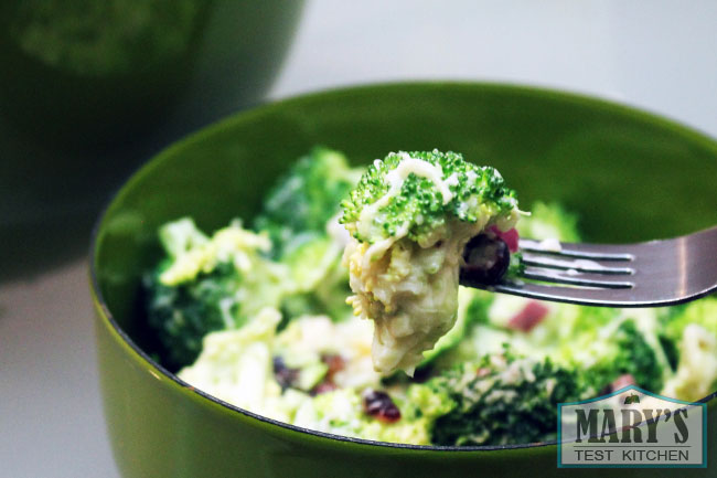 Vegan Broccoli Salad Recipe