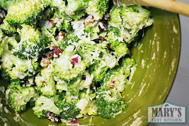 vegan-broccoli-salad-mixing-bowl