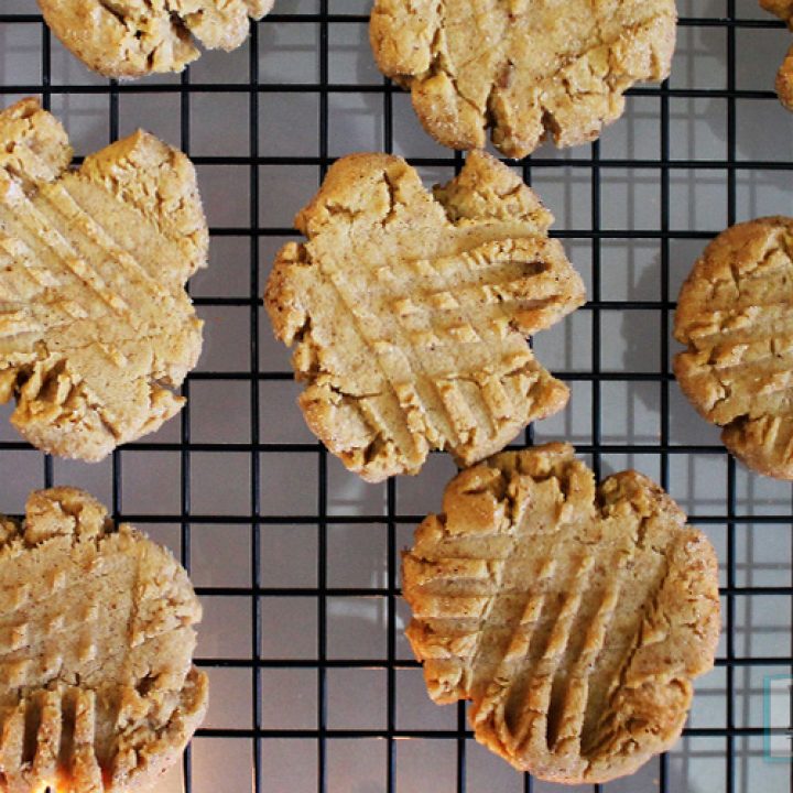 peanutbuttersnickerdoodlescookiescooling Mary's Test Kitchen