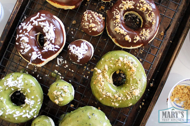 Vegan Baked Yeast Donuts (with chocolate glaze and matcha glaze)
