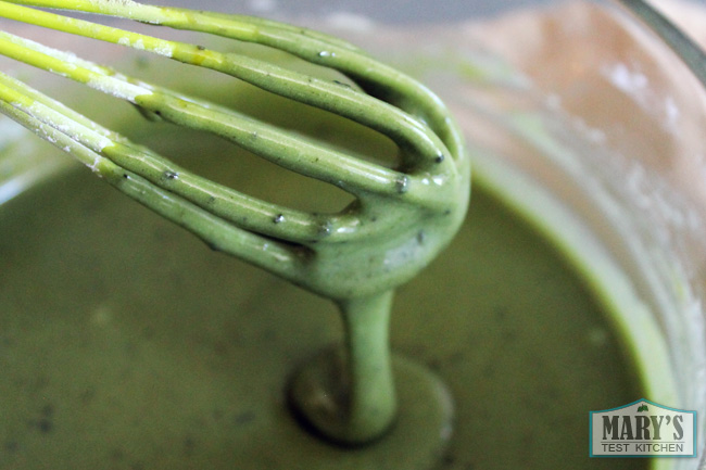 vegan-matcha-donut-glaze