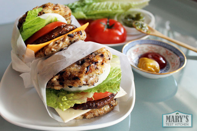 fantastic-burgers-with-vegan-cheese