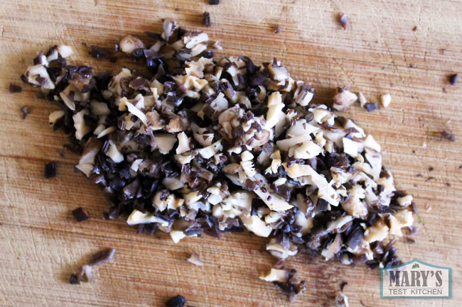 minced-shiitake-mushroom-woodear-fungus