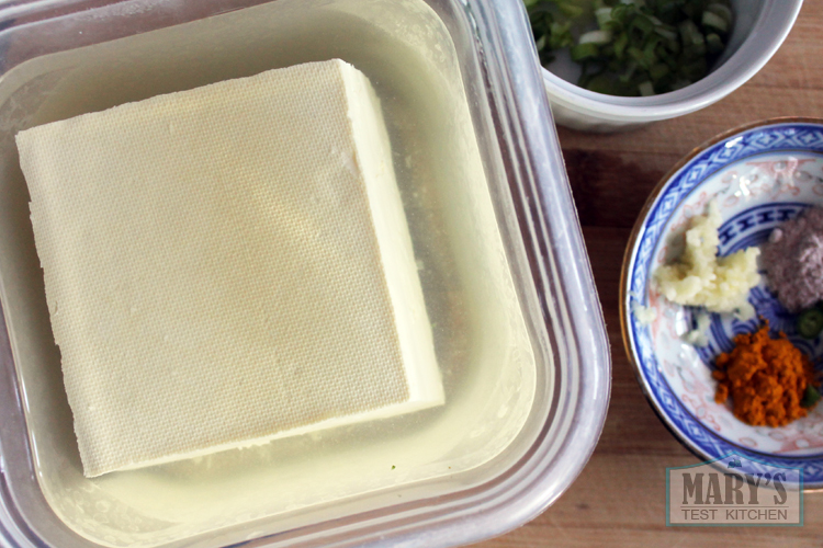 Traditional medium firm tofu in water