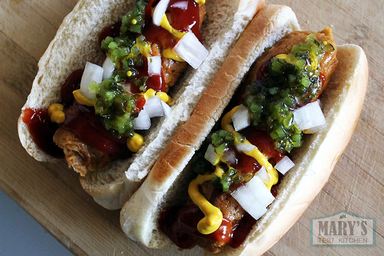 vegan-hot-dogs-paprika-seitan-sausages-topview