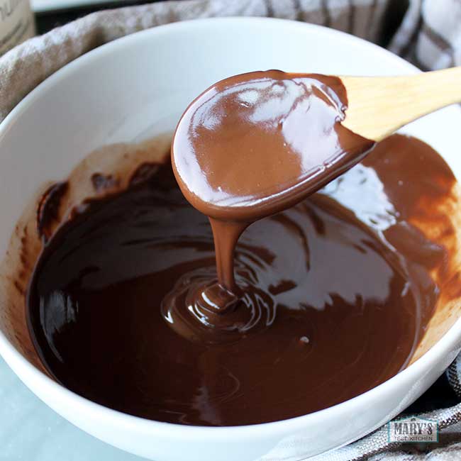 melted chocolate glaze