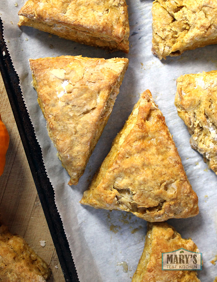 Vegan Pumpkin Spice Scones