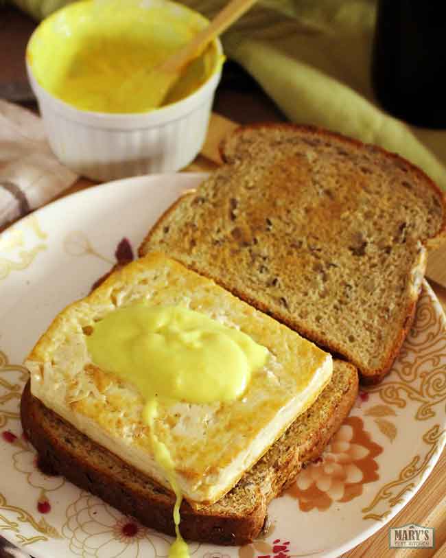 Vegan Fried Egg Sandwich Recipe
