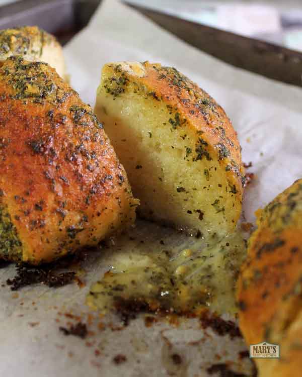 Baked Vegan Korean Cream Cheese Garlic Bread