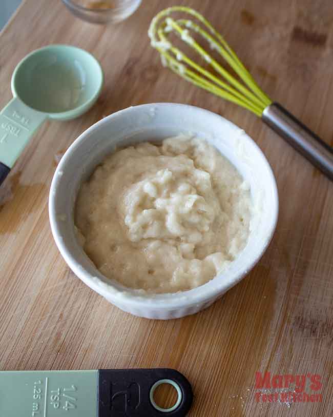 uncooked vanilla sponge cake batter for tiramisu mug cake