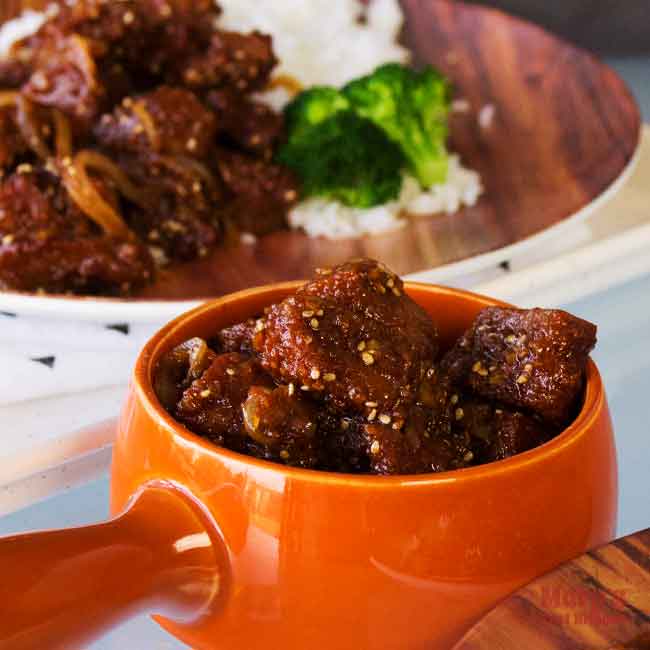 bowl of Vegan Sesame Chicken