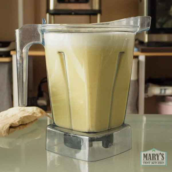 pigeon pea puree in blender jar