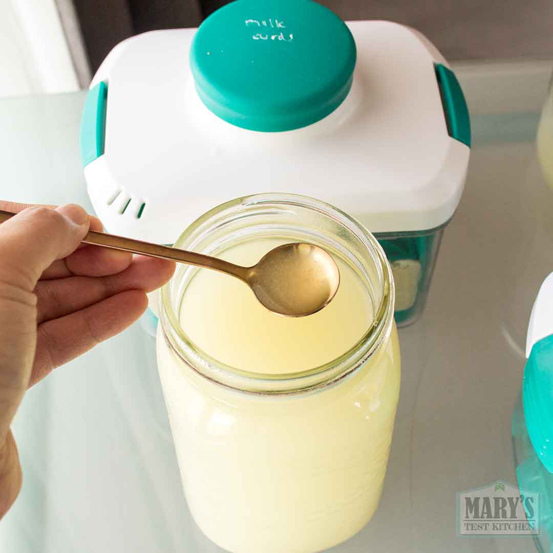 the whey from pressing fermented pulp-free pistachio curds